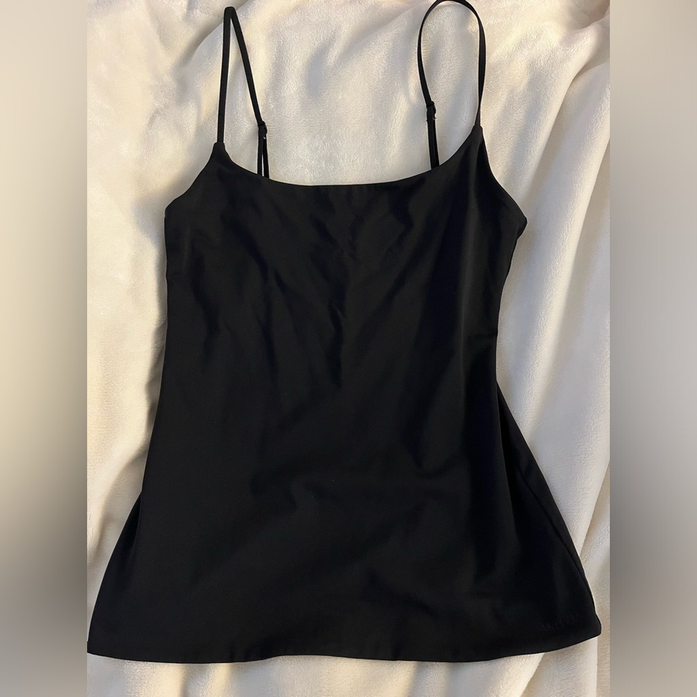 Aritzia Contour Tank Top